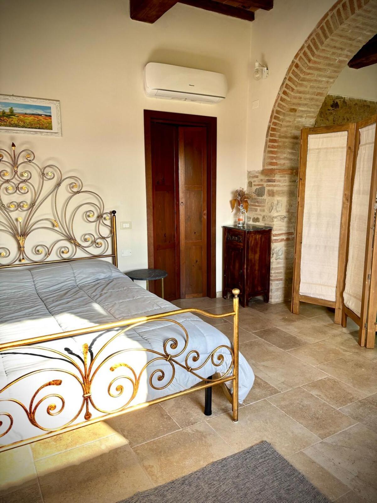 Hotel Birillo 1824 Poggibonsi Esterno foto